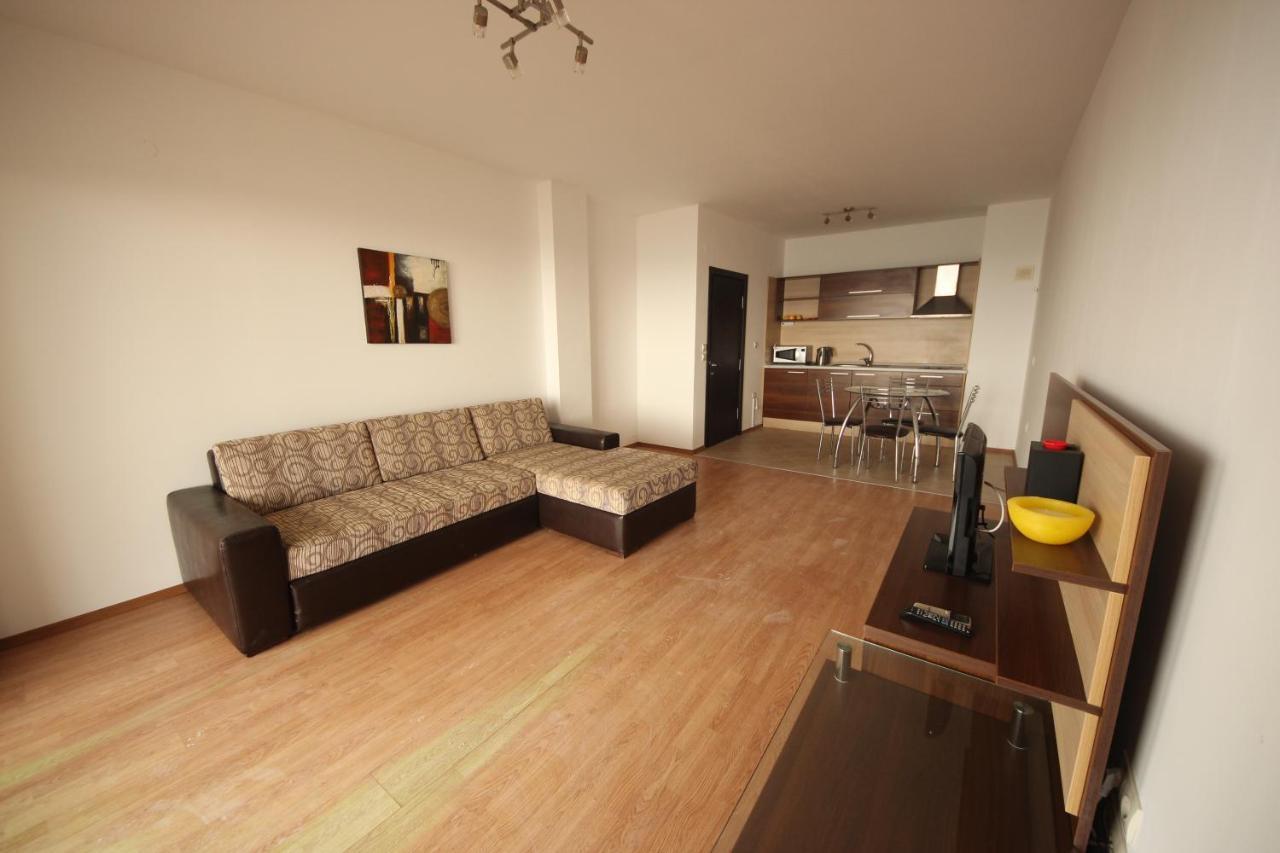 Menada Rocamar Apartments Carevo Kültér fotó