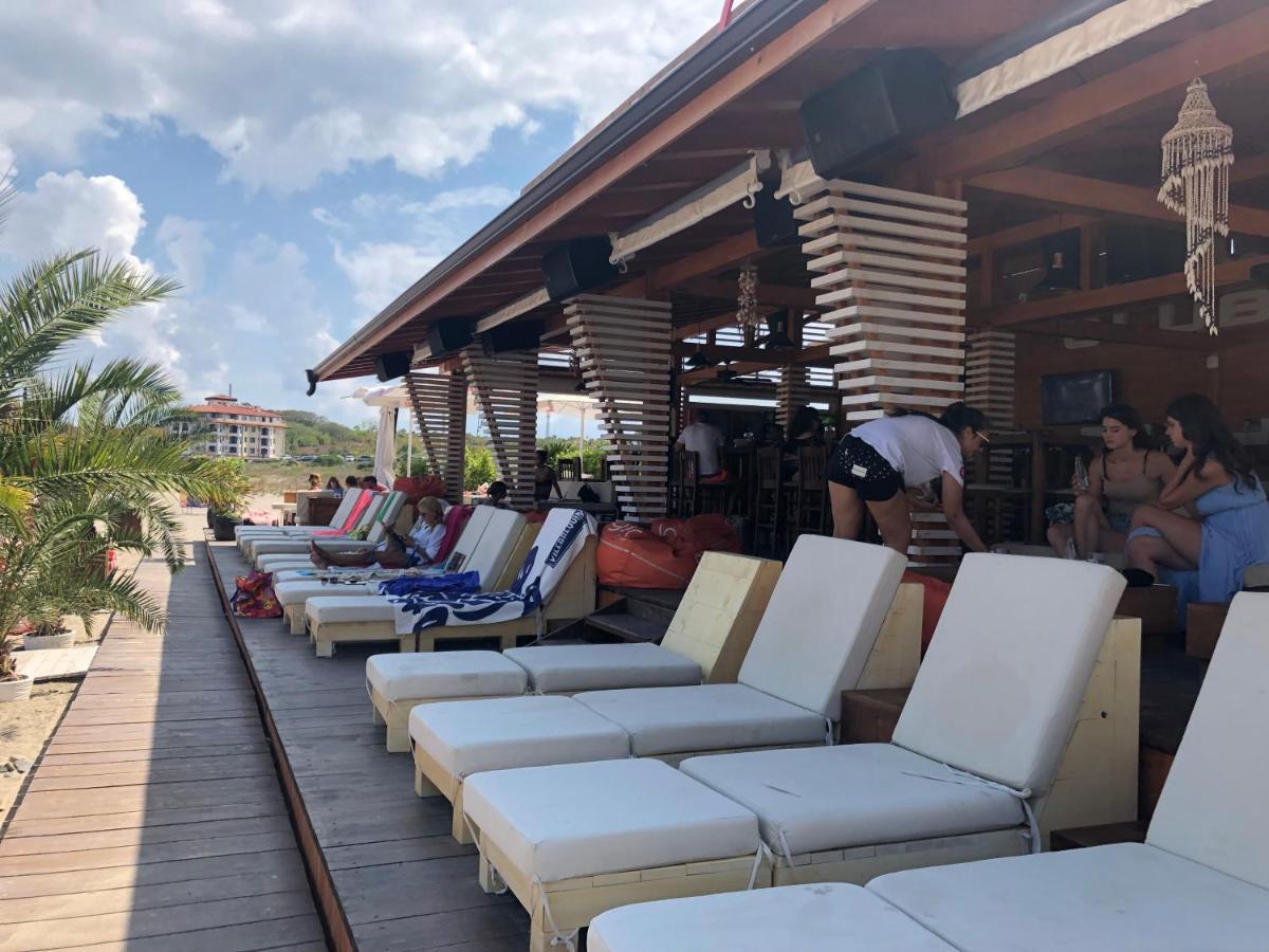 Menada Rocamar Apartments Carevo Kültér fotó
