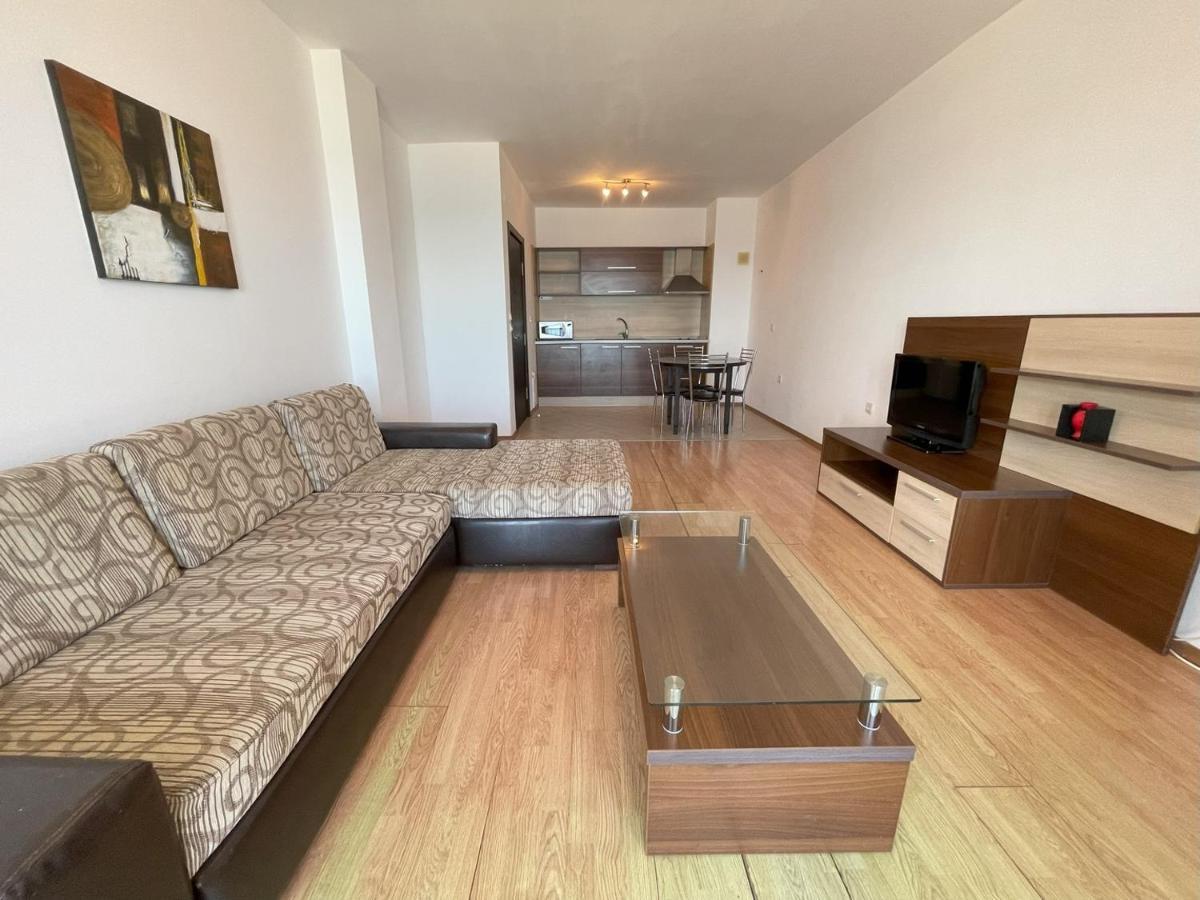 Menada Rocamar Apartments Carevo Kültér fotó
